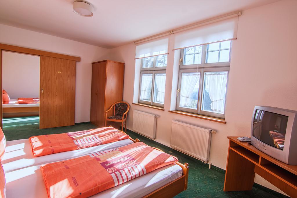 Hotel Landgut Aschenhof Benshausen Bilik gambar